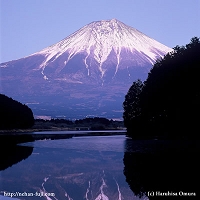 暮色の氷湖